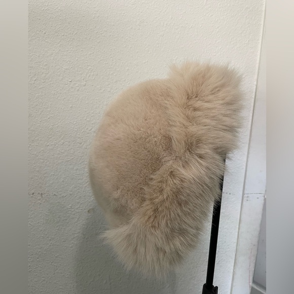 Elegant very warm women’s hat One size - Picture 2 of 6